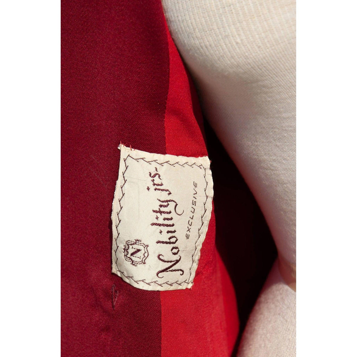 NOBILITY JRS 1940's Maroon Red Jacket | Size S-M - theREMODA