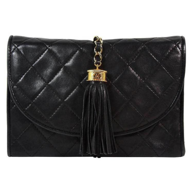 Chanel black quilted crossbody best sale