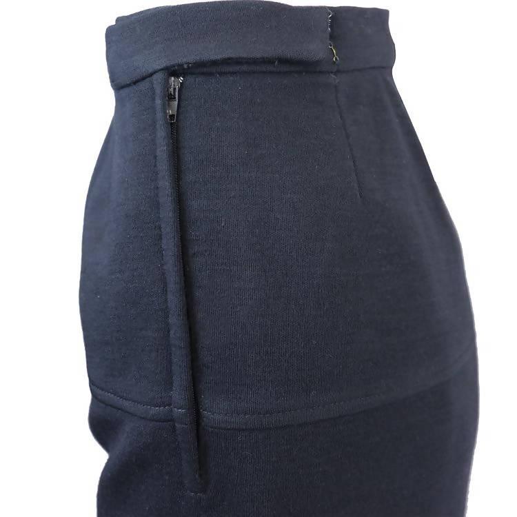 Pre-Owned CHANEL Navy Blue Double Knit Jacket and Skirt Set | Size EU 40 - theREMODA