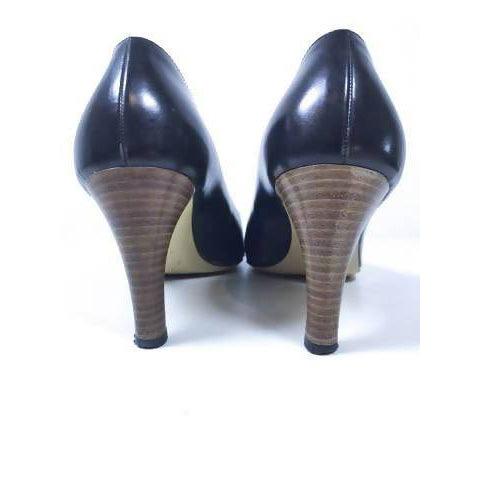 Pre-owned GUCCI Navy Blue Leather Heels | US 7 - EU 37 - theREMODA