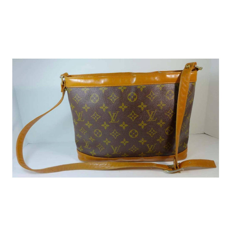 Louis Vuitton T. Leather Handbag