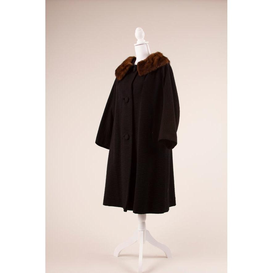 Pre-Owned MAISON DE COUTURE 50's Coat with Mink Collar | Size M/L - theREMODA