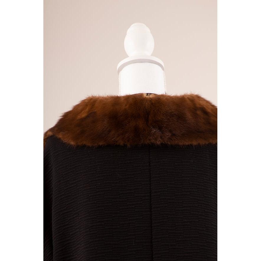 Pre-Owned MAISON DE COUTURE 50's Coat with Mink Collar | Size M/L - theREMODA