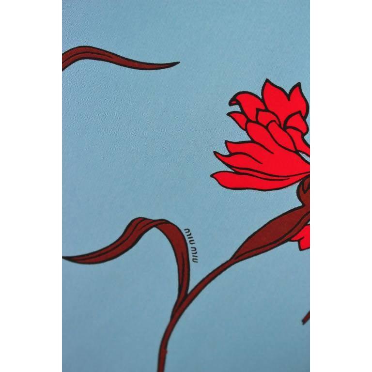 Pre-Owned MIU MIU Blue Shift Dress with Red Floral Print | Size 36 - theREMODA