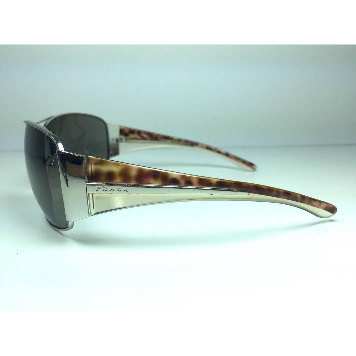 Pre-owned PRADA Aviator Sunglasses | OS - theREMODA