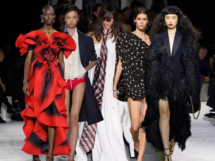Discover the Top 5 Persistent Trends from Paris Fashion Week SS24