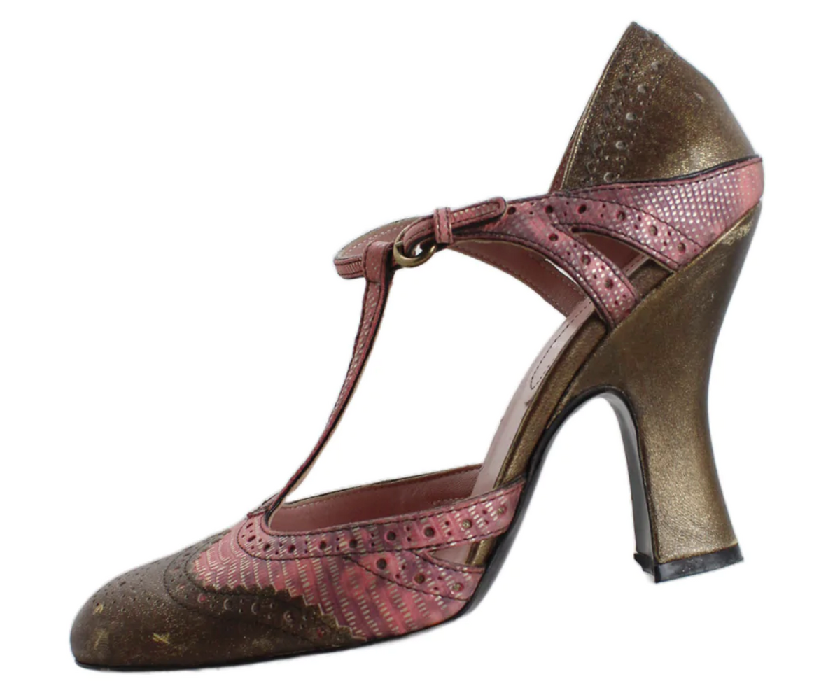 Vintage Miu Miu T-Strap Heals | 38 – theREMODA Vintage Miu Miu T-Strap Heals | 38 – theREMODA