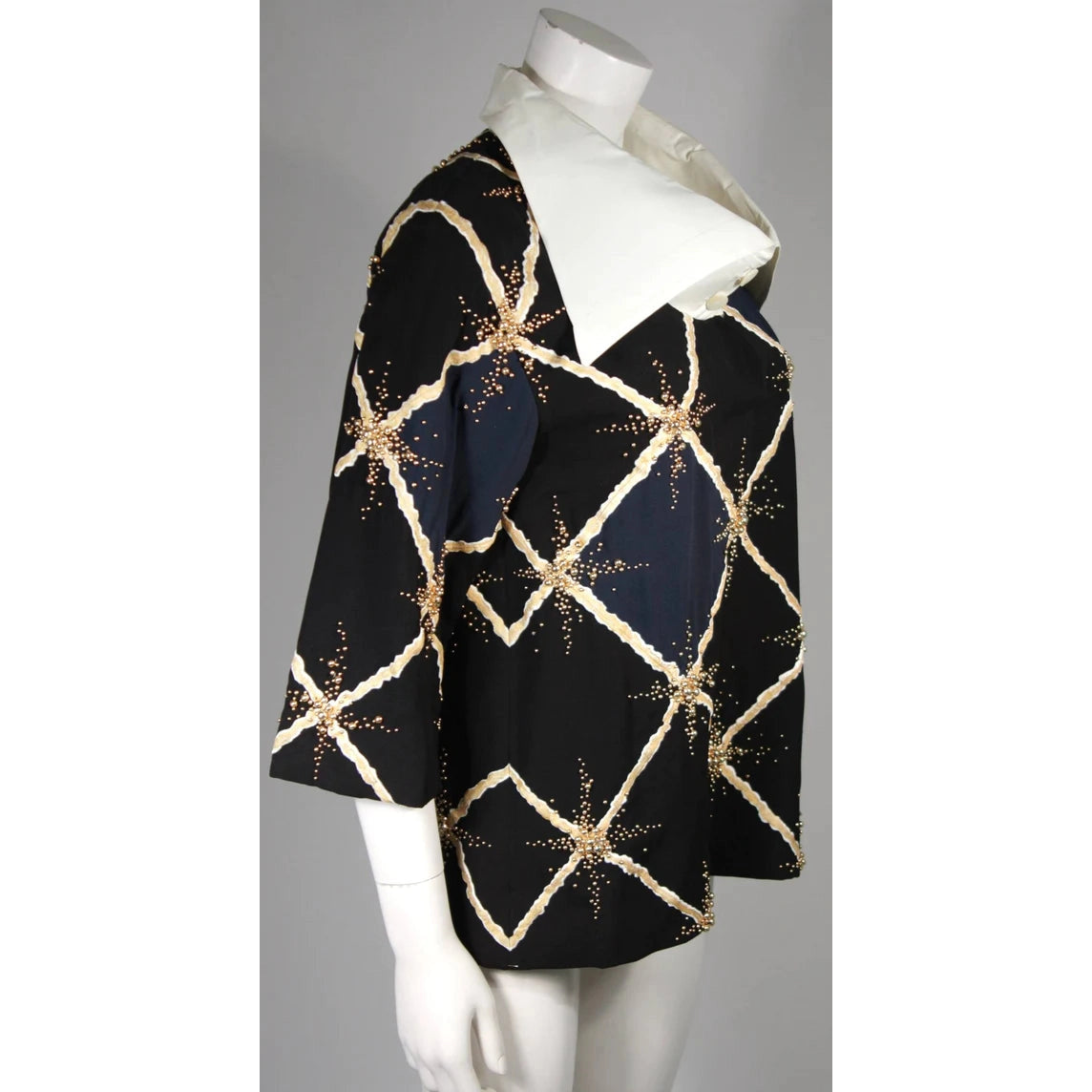 Pre-Owned PIERRE BALMAIN Embellished Blouse w/ Exaggerated Collar | Small - theREMODA