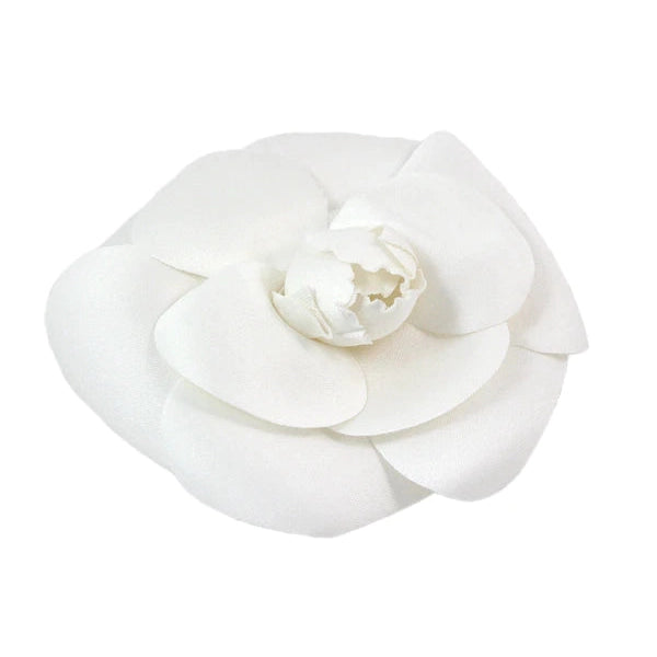 Pre-Owned CHANEL White Camellia Brooch - theREMODA