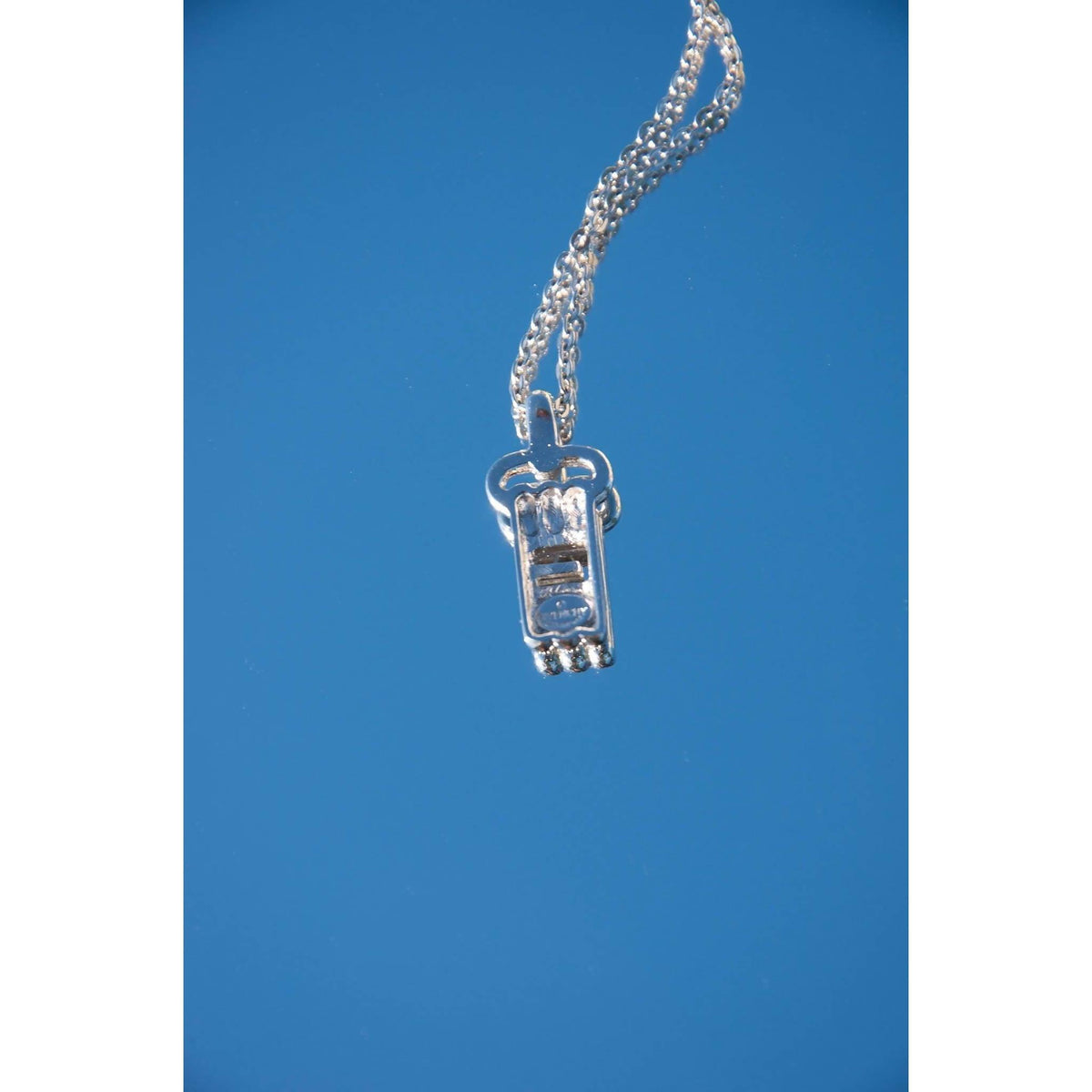 GIVENCHY Small Silver Logo Necklace - theREMODA
