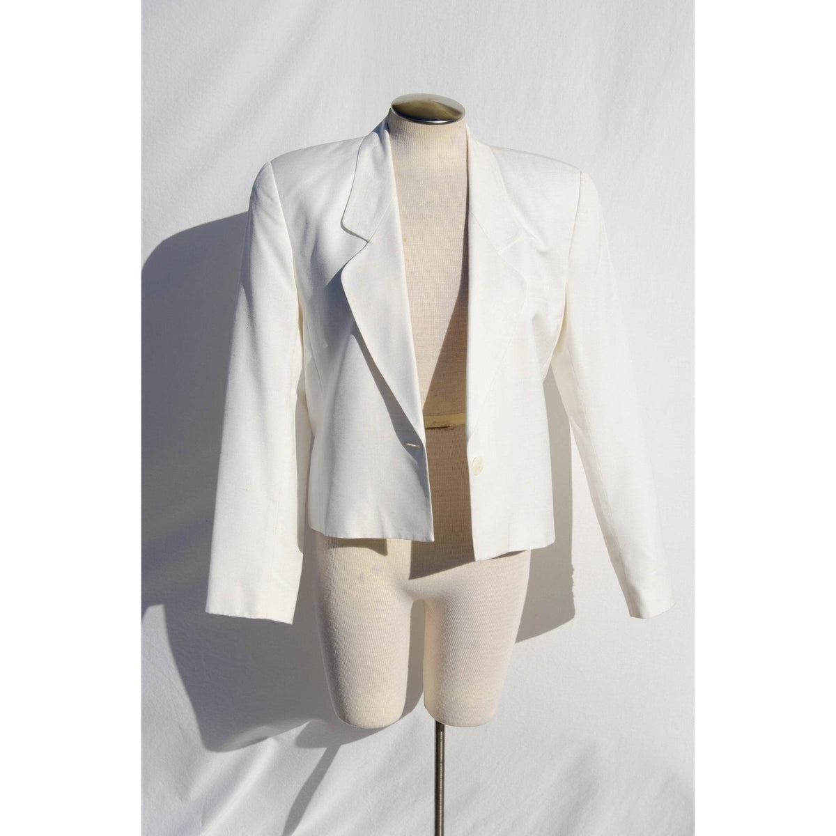 LIZ CLAIBORNE Vintage White Oversized Single Button Jacket | Size 10 - theREMODA