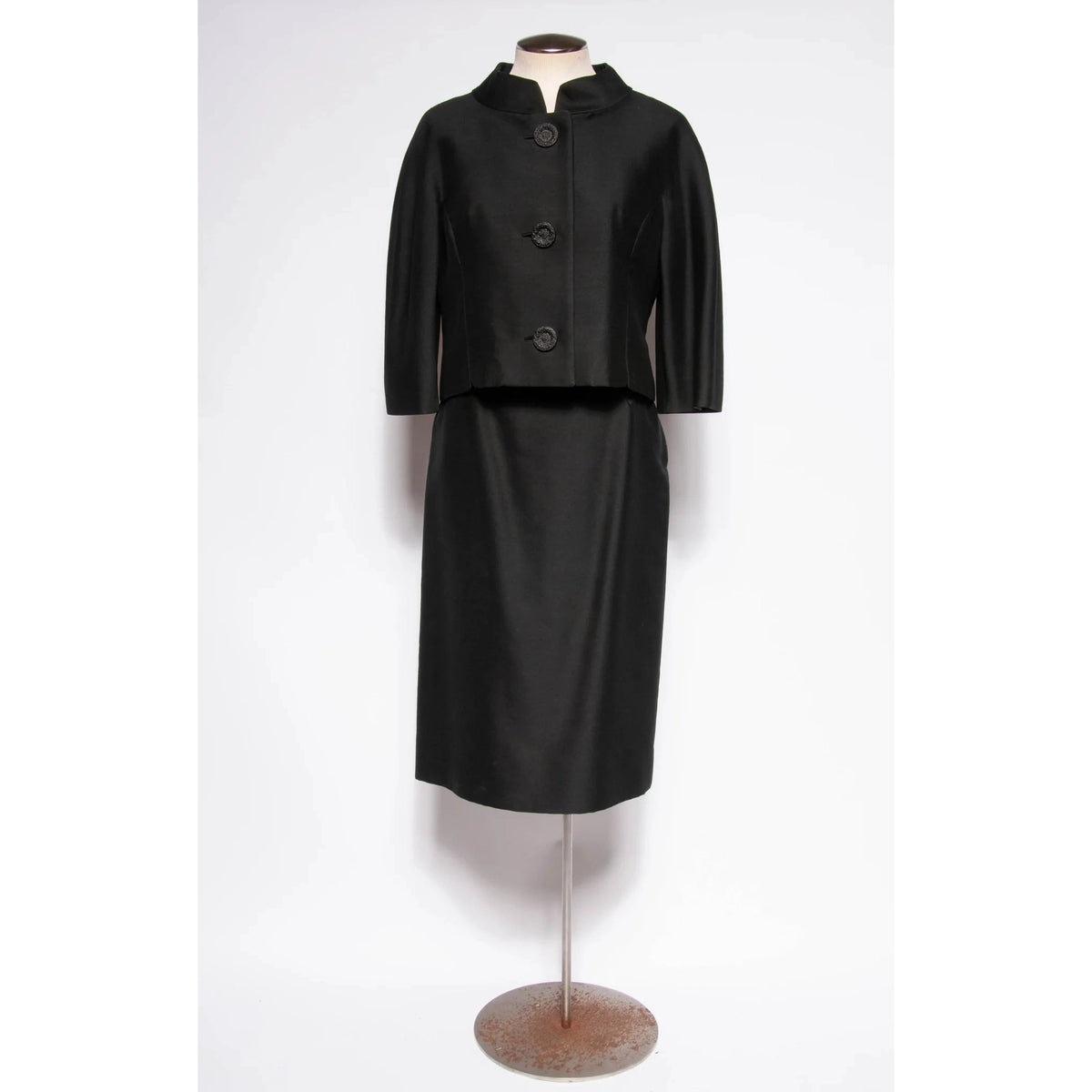 NEIMAN MARCUS 1960s Jackie O Skirt Suit | M/L - theREMODA