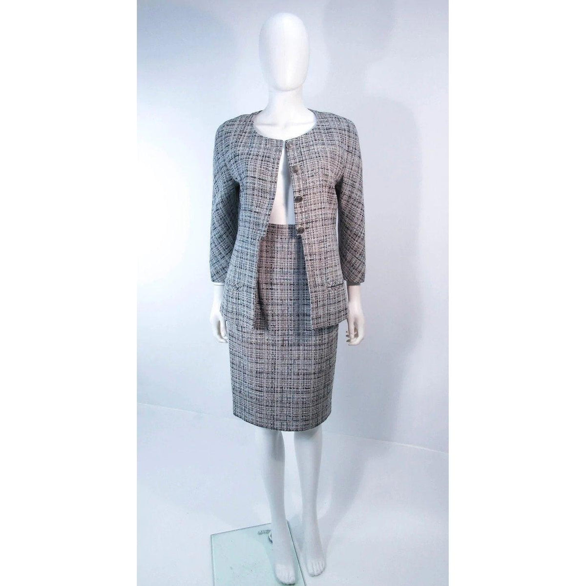 Pre-loved CHANEL Grey and Blue Skirt Suit - theREMODA