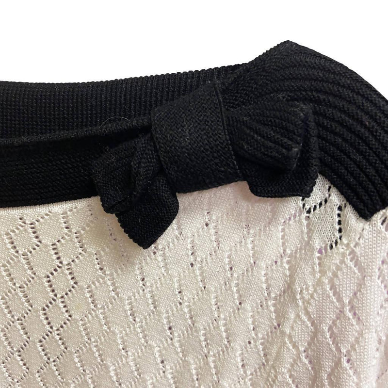Pre-loved VALENTINO White Cotton Sweater with Navy Trim and Bow | Size M - theREMODA