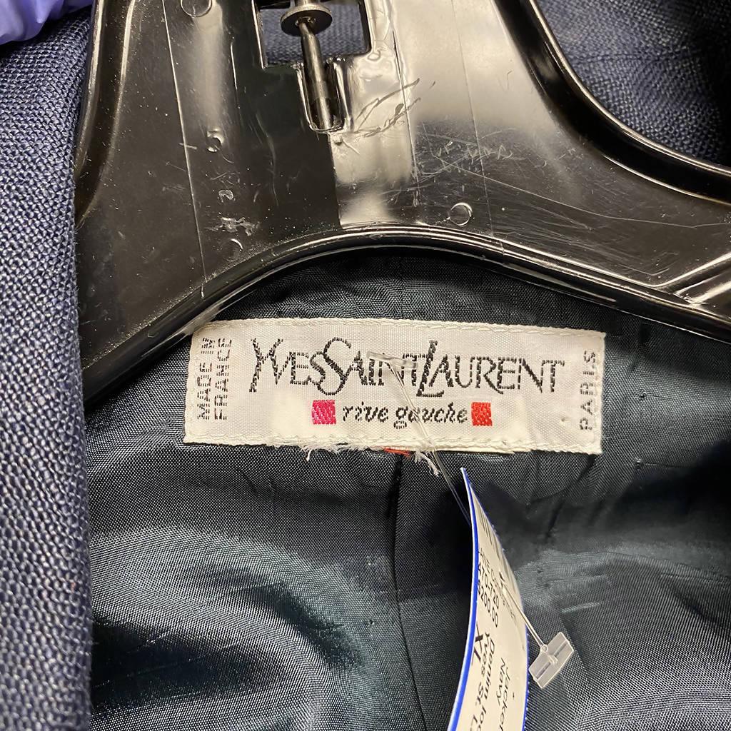 Pre-loved YVES SAINT LAURENT Denim Blue Blazer with White Top Stiching | Size XL - theREMODA