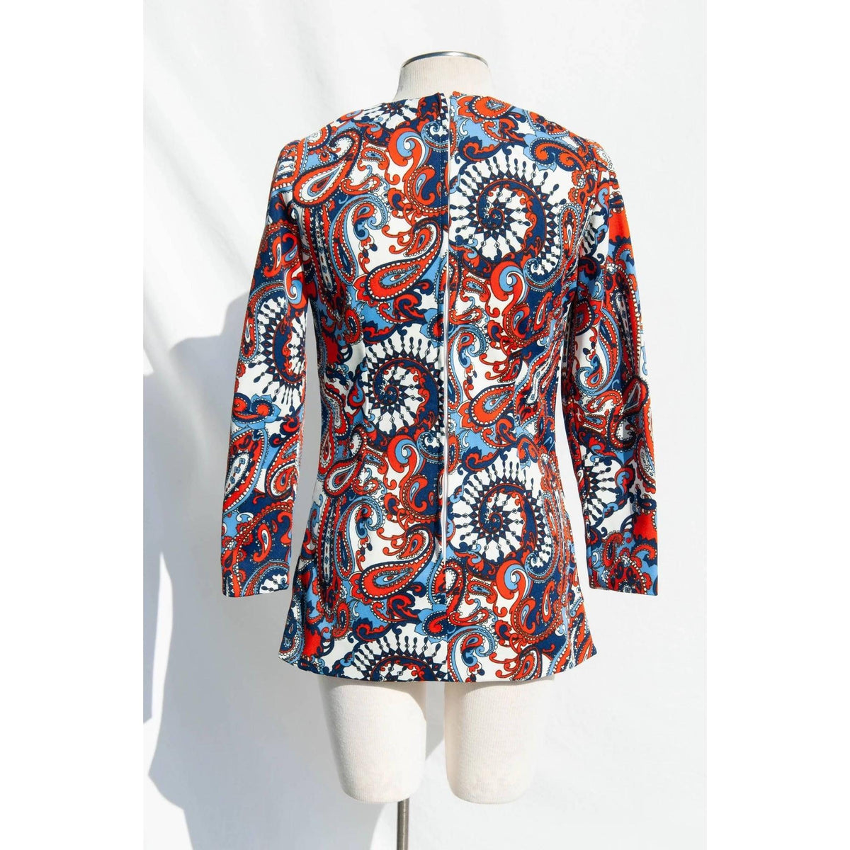 Pre-Owned 1970's Vintage Paisley Print Tunic Top | Size M/L - theREMODA