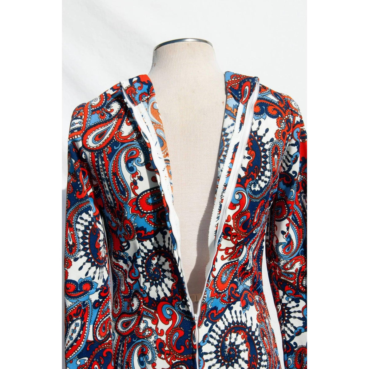 Pre-Owned 1970's Vintage Paisley Print Tunic Top | Size M/L - theREMODA