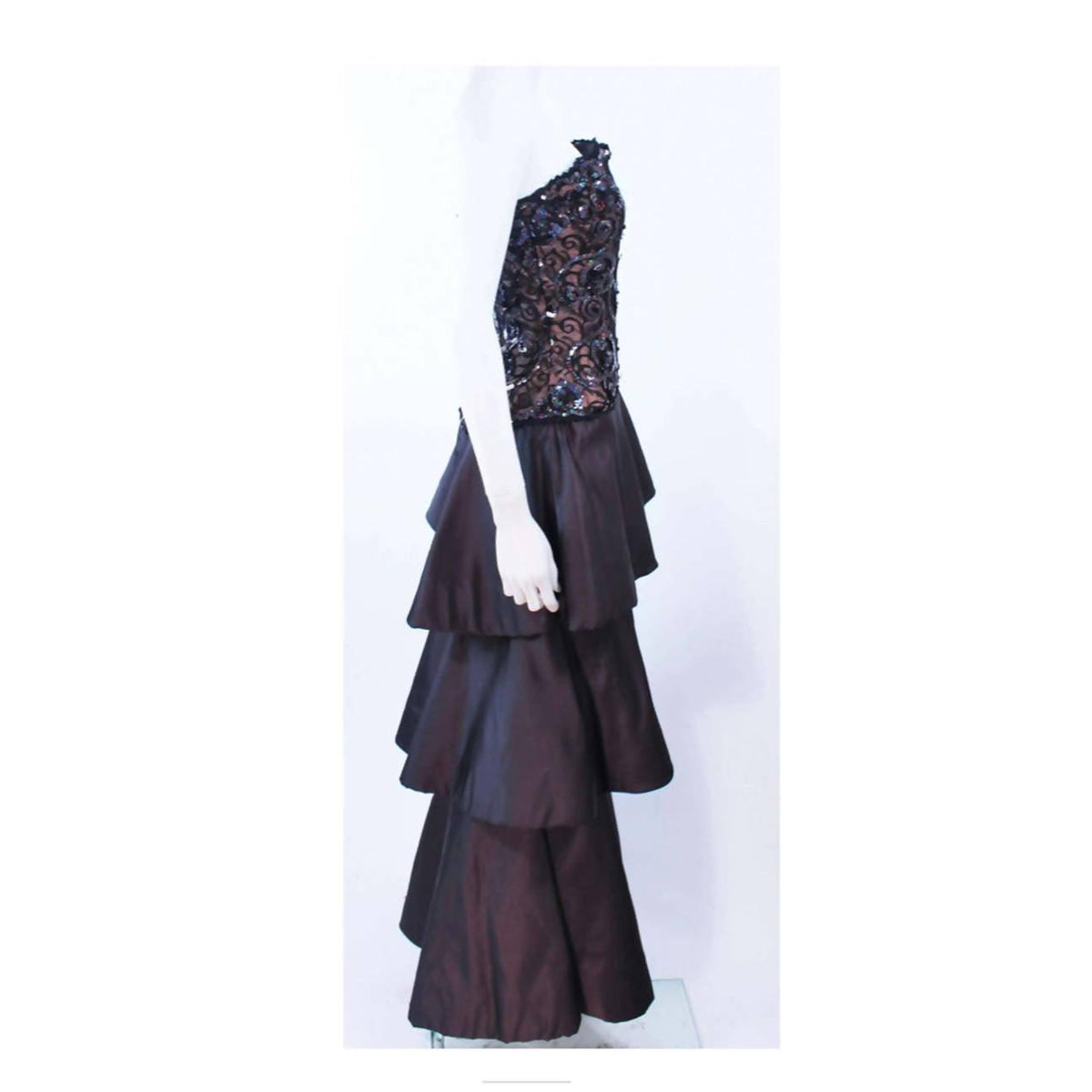 Pre-Owned ARNOLD SCAASI 1980's Black Lace Sequin Tiered Gown | US 4/6 - theREMODA
