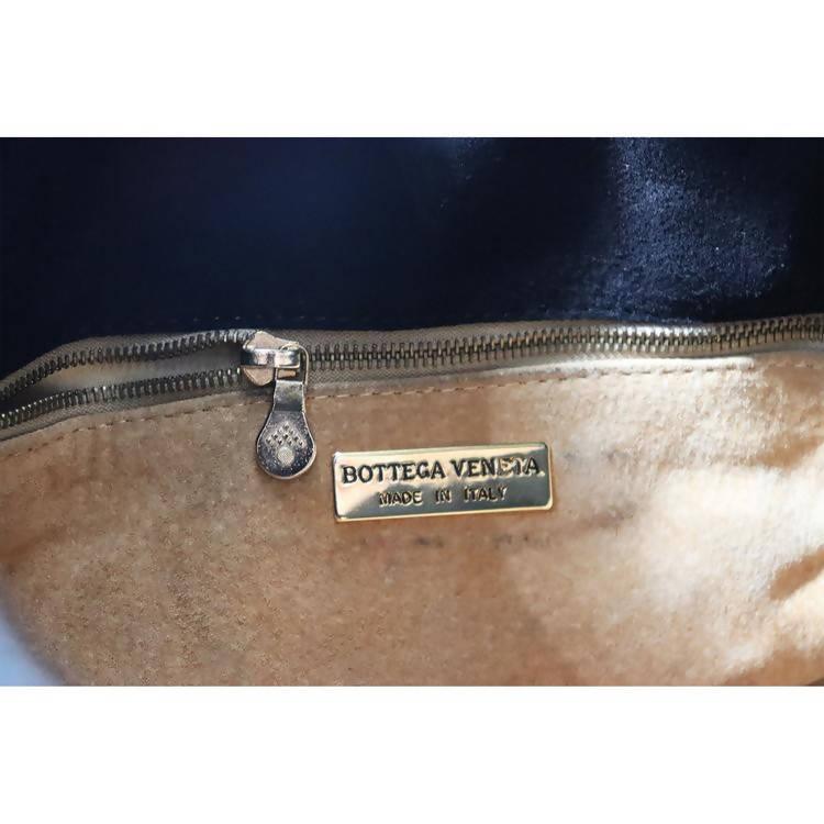 BOTTEGA VENETA Black Classic Woven Drawstring Bag – theREMODA