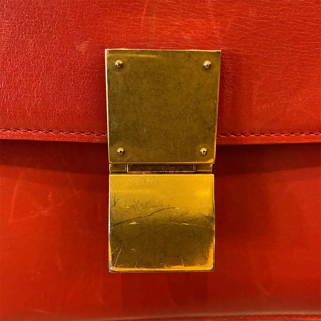 Pre- owned CELINE Red Handbag with Gold Detail - theREMODA
