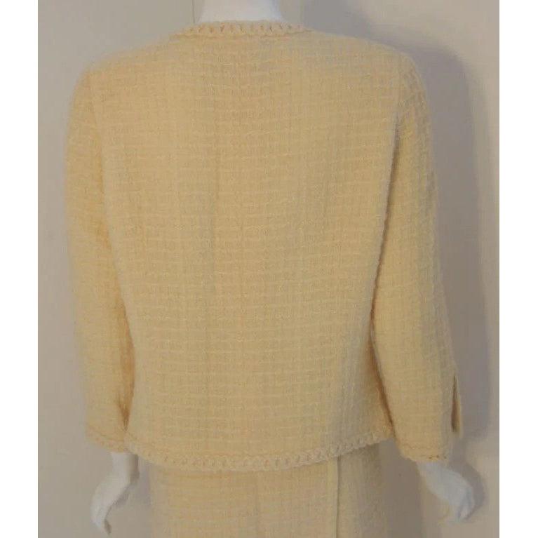 Pre-Owned CHANEL 1980s 2 pc Cream Wool Skirt Set | Size 44 - theREMODA