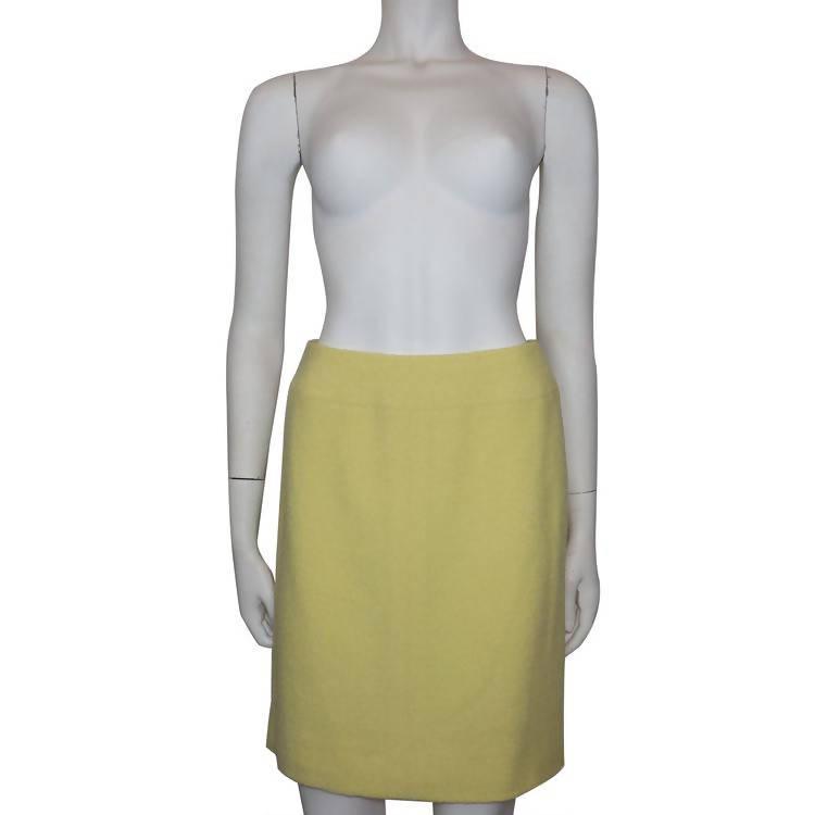 Pre-Owned CHANEL Yellow Two-Piece Skirt and Suit Set | Size 36 - theREMODA