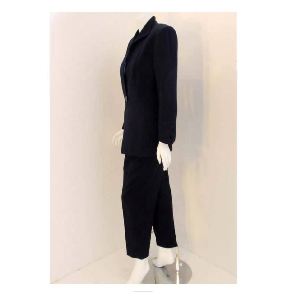 Pre-Owned CHRISTIAN DIOR 1980's Two-Piece Dark Blue Pant Suit | Size 8 - theREMODA