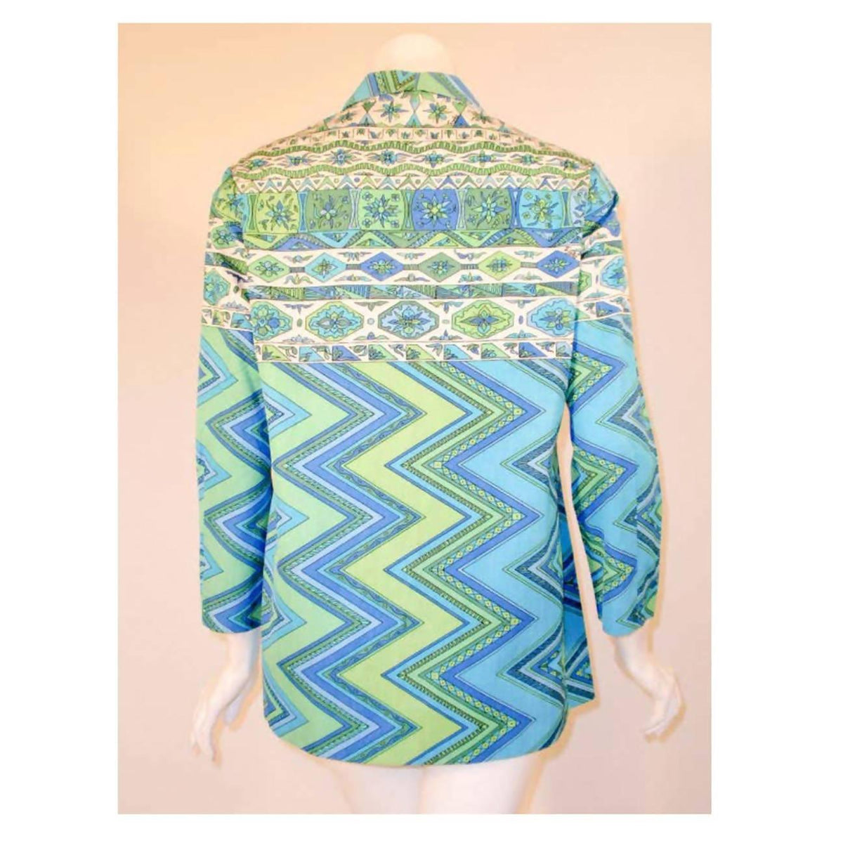 Pre-Owned EMILIO PUCCI 1970's Mint Green & White Cotton Print Jacket | US 12 - theREMODA