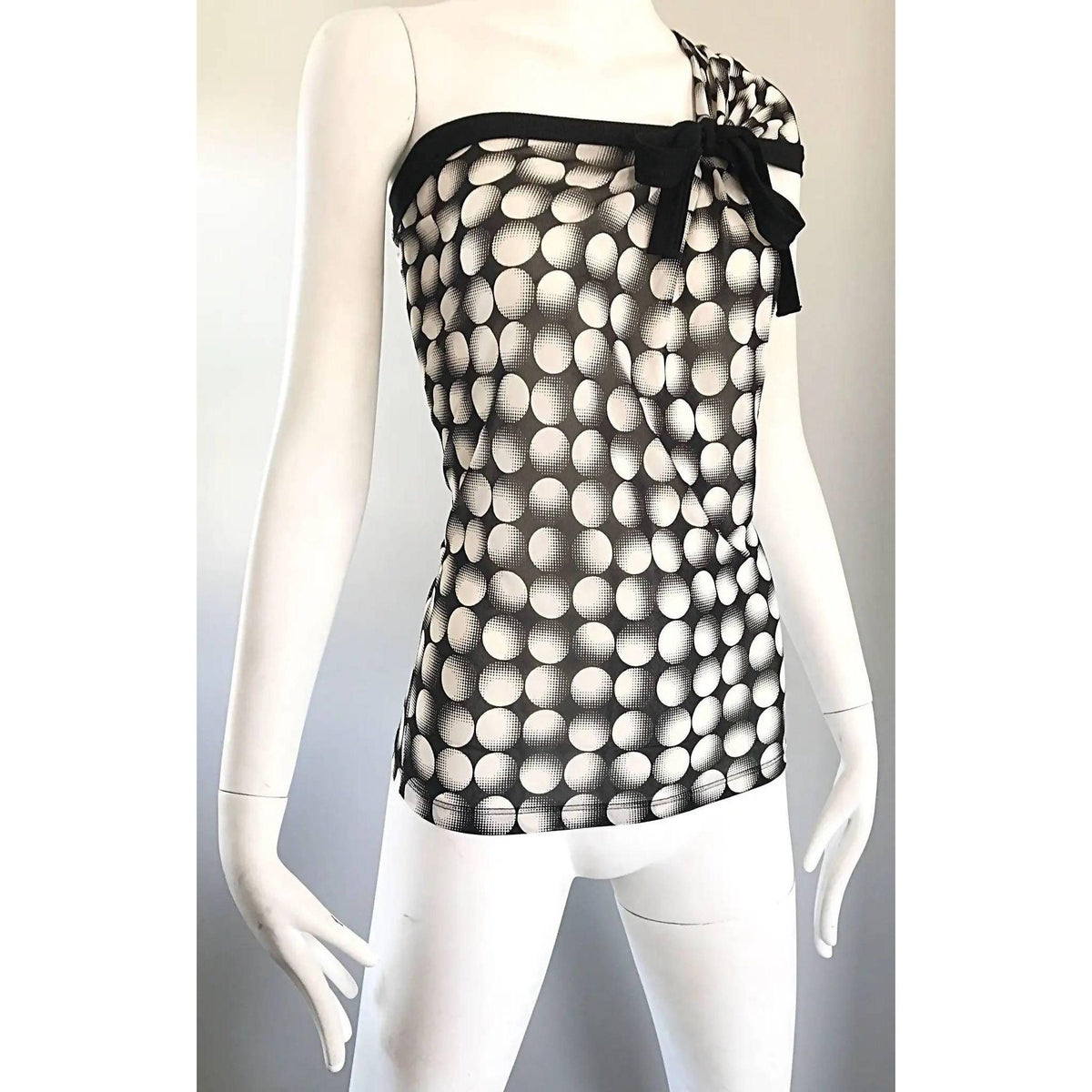 Pre-Owned JEAN PAUL GAULTIER New One Shoulder Black & White Op Art Top - theREMODA