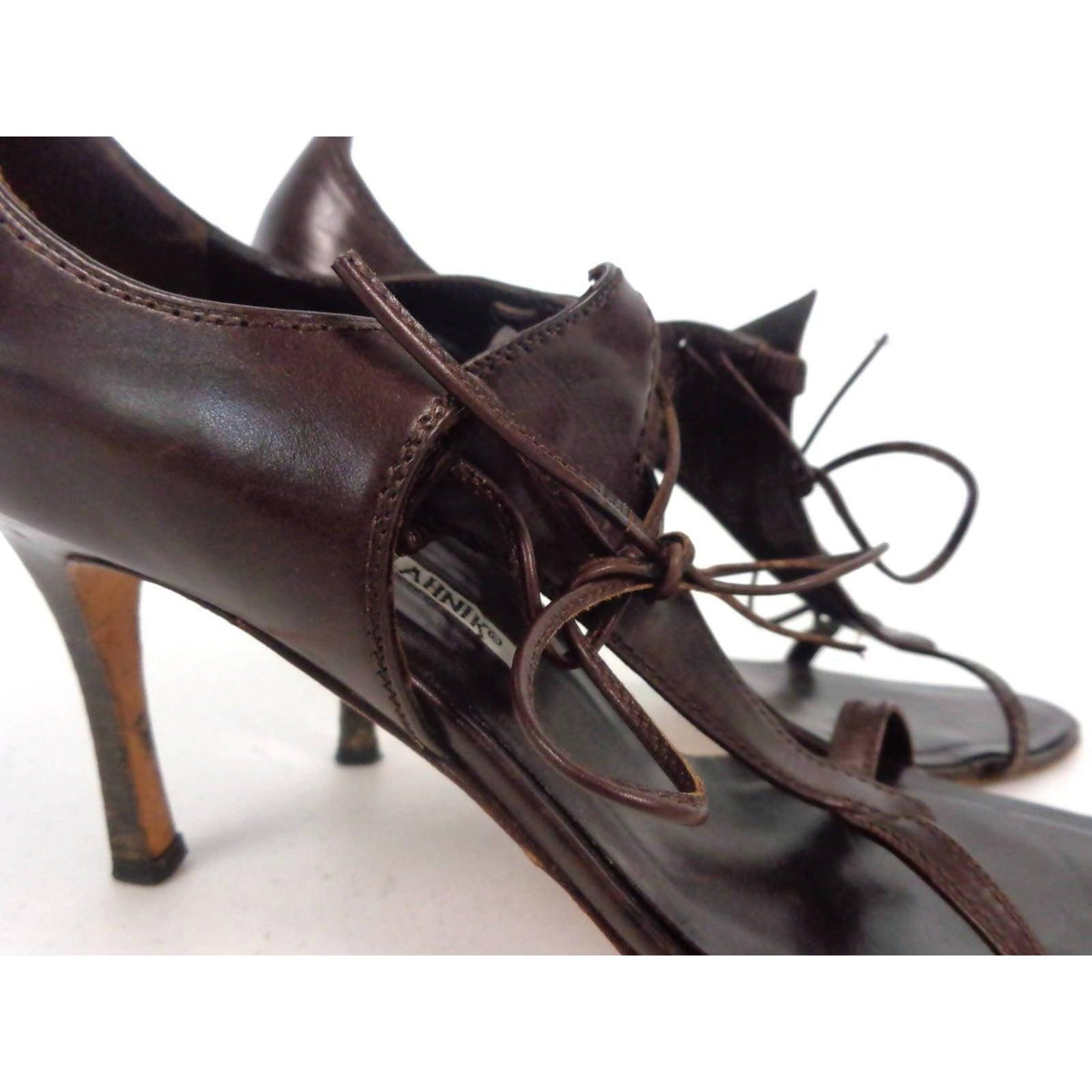Pre-owned MANOLO BLAHNIK Brown Leather V-Strap Ankle Heels | 9 1/2 - EU 39 1/2 - theREMODA