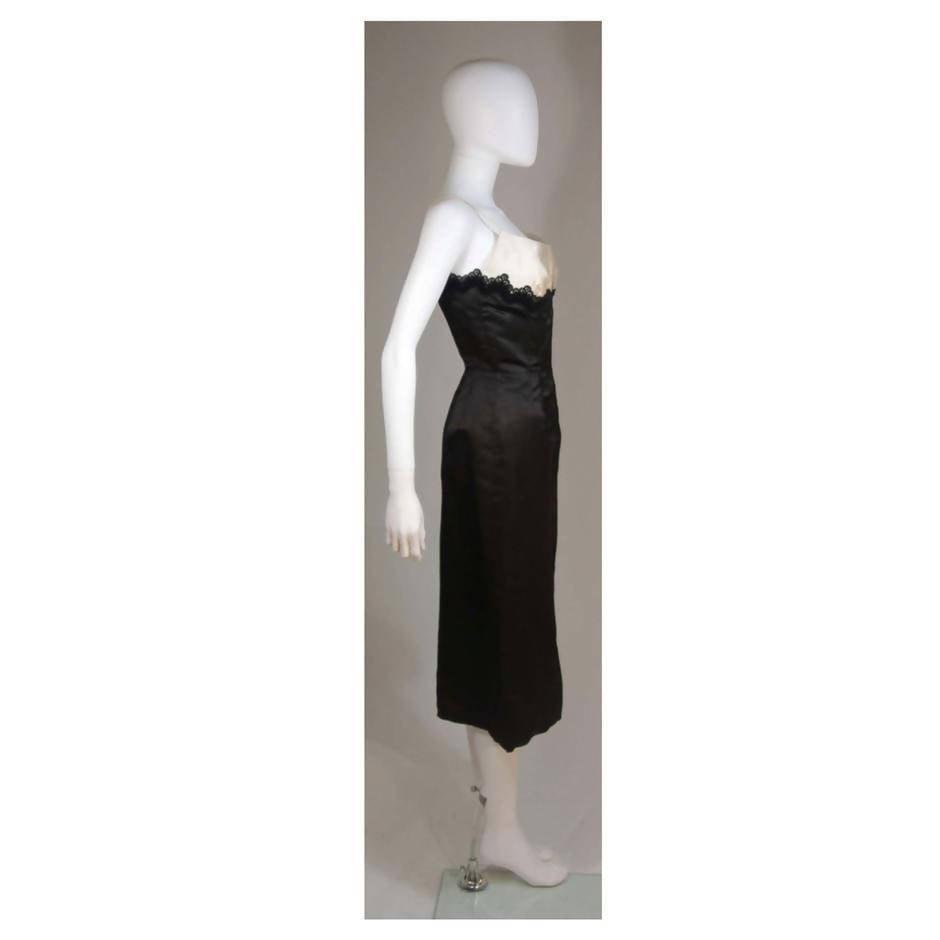 Pre-Owned OLEG CASSINI Black and White Cocktail Dress with Lace | US 2/4 - theREMODA