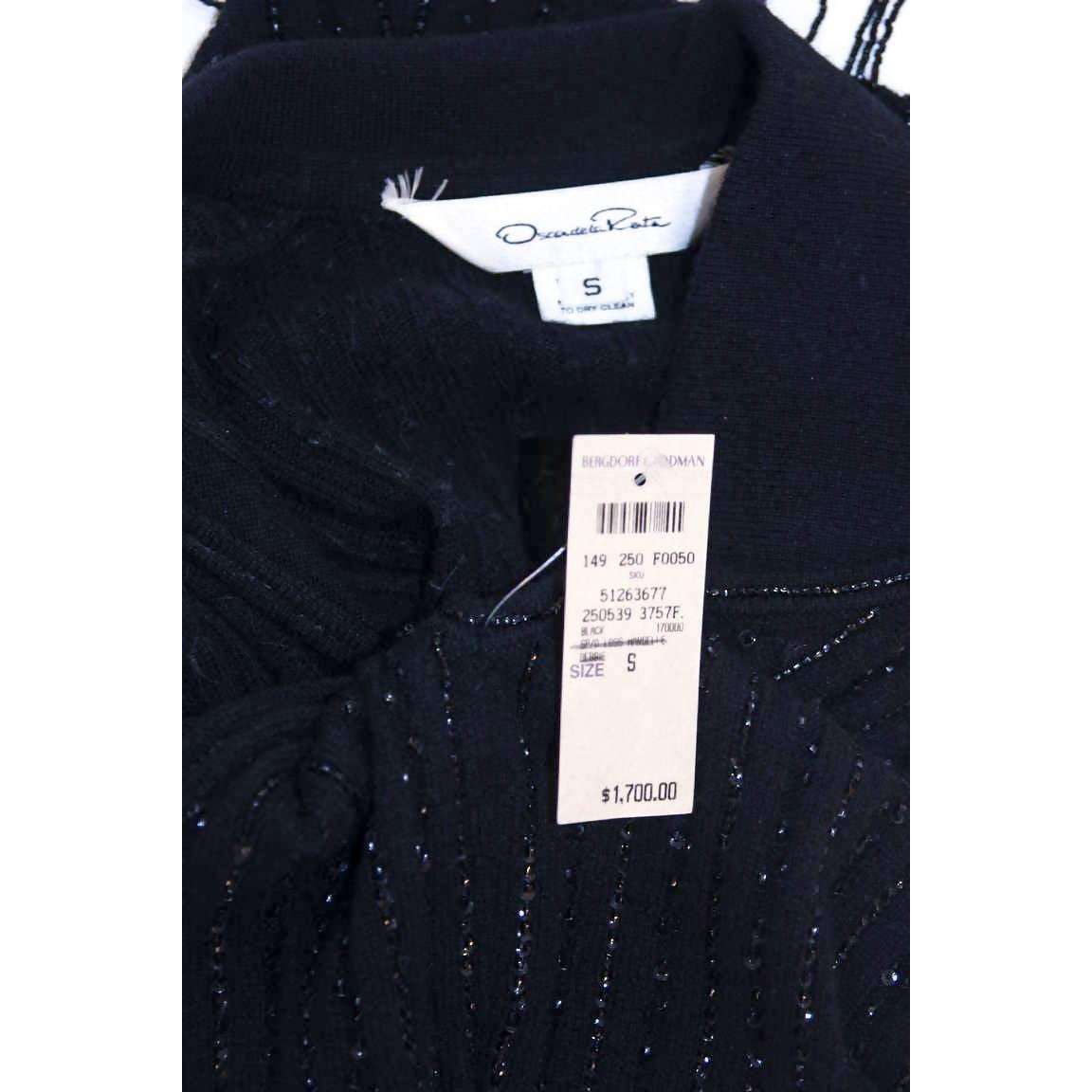 Pre-Owned OSCAR DE LA RENTA Black Cashmere and Silk Beaded Top | Size US 4 - EU 34 - theREMODA