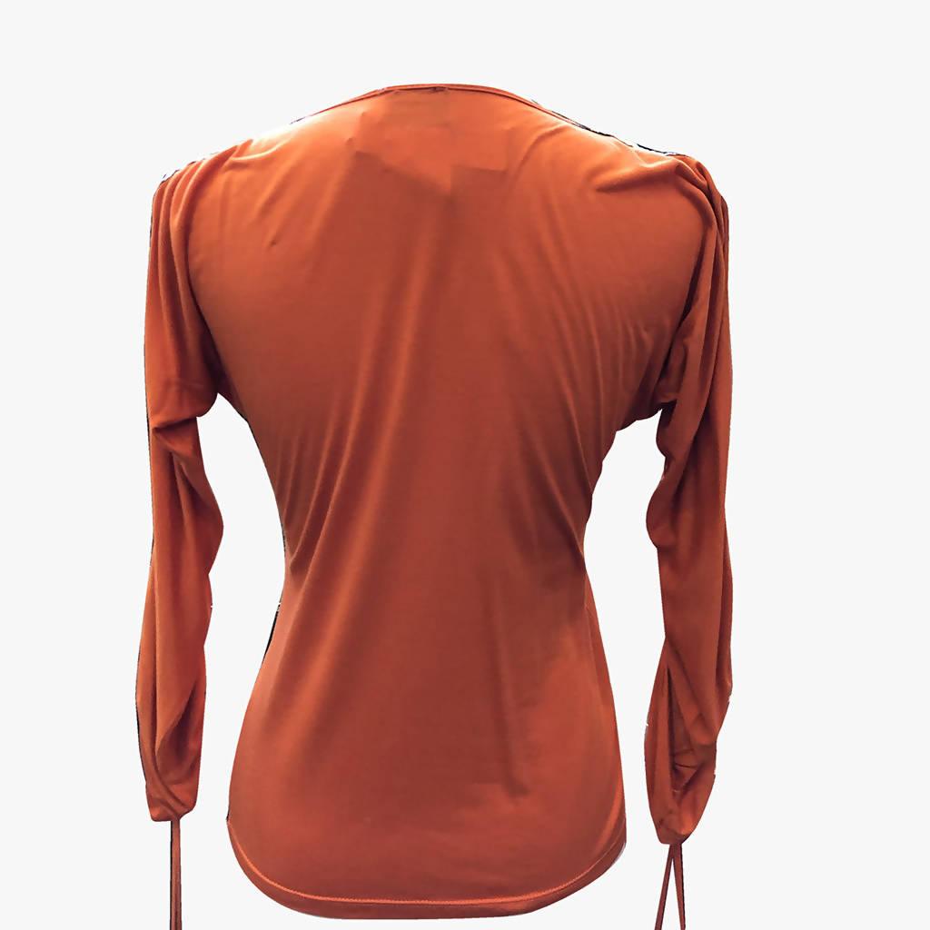Pre-owned T-shirt In Orange