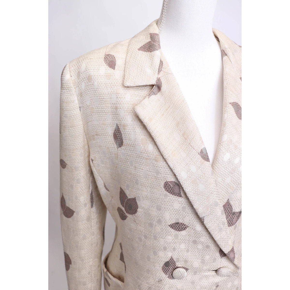 Pre-owned 90's Travilla Leaf Print Silk Skirt Suit - theREMODA
