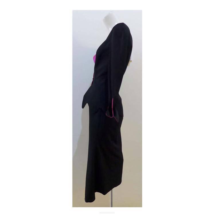 THIERRY MUGLER Black and Pink Skirt Suit Set | Size 40 - theREMODA