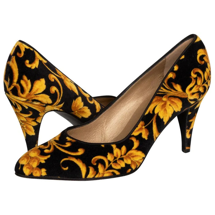 Pre-owned GIANNI VERSACE Rococo Baroque Pumps Heels, 1990s - theREMODA