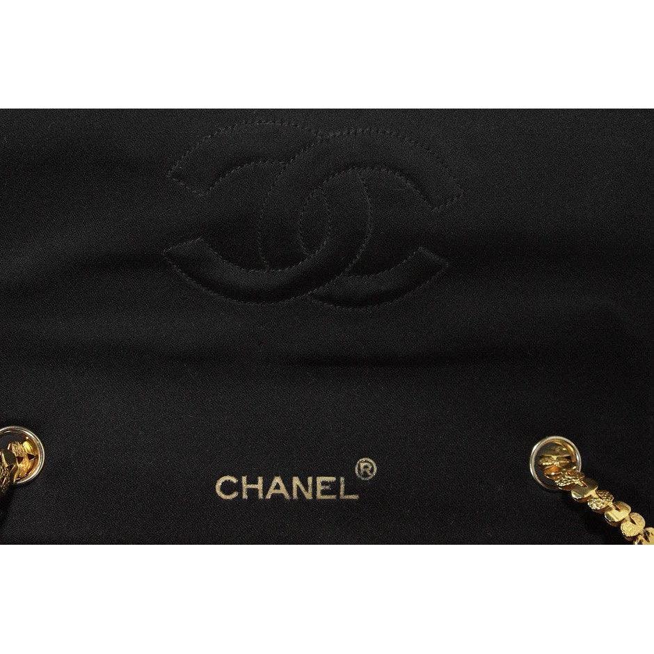 A-133 CHANEL QUILTED PURSE — Amphora Bakery
