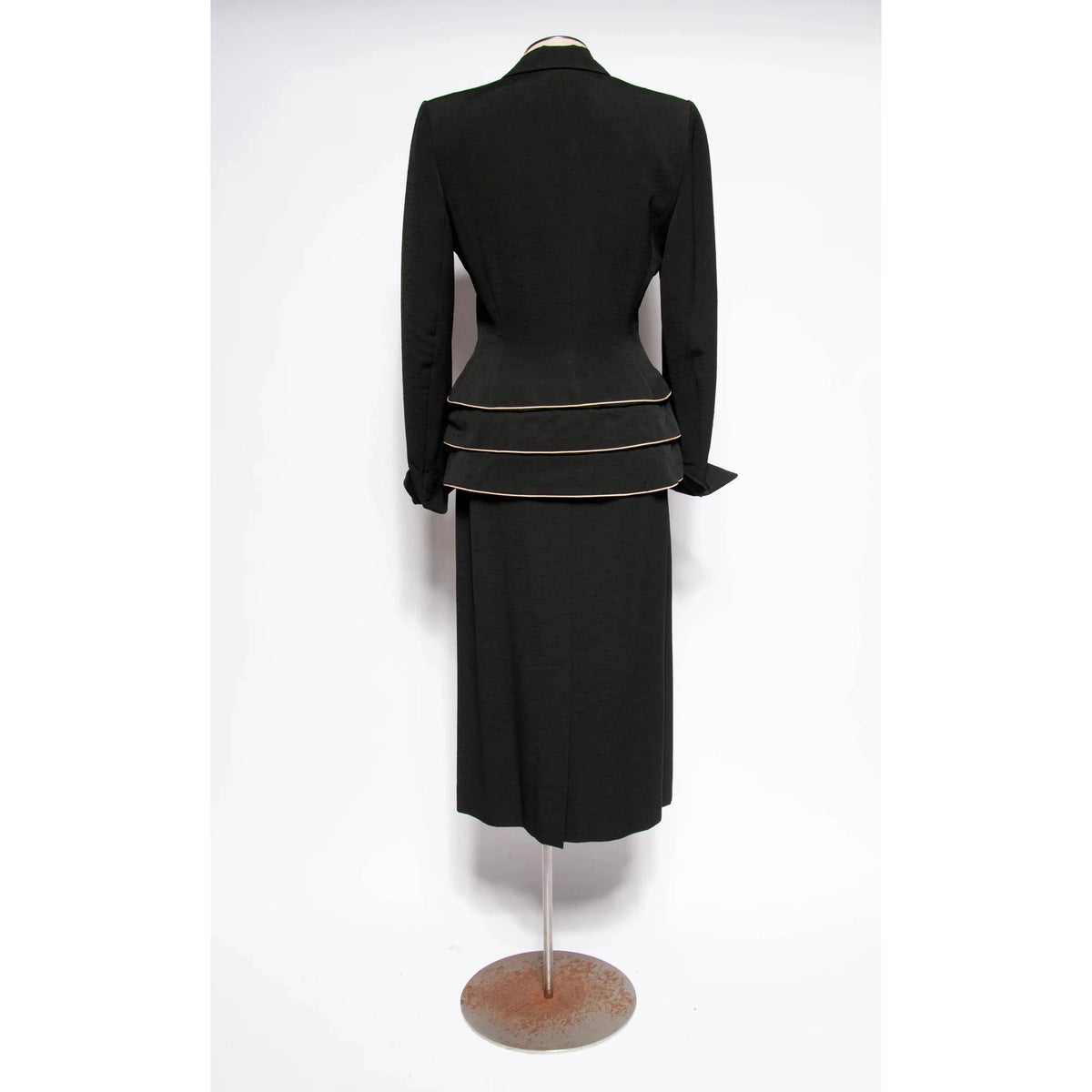 LILLI ANN DOCUMENTED 1953 Black Ripple Wool "New Look" Skirt Suit - theREMODA